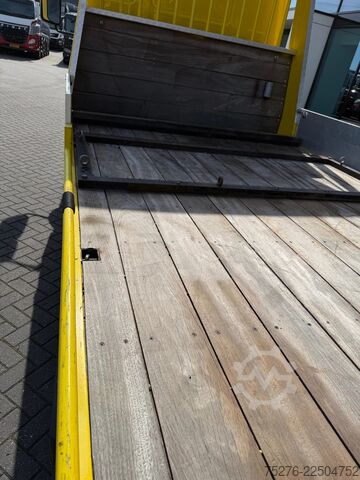 Furgon transport auto DAF LF 45 Machinetransporter Hydraulic ramps 48.000 km