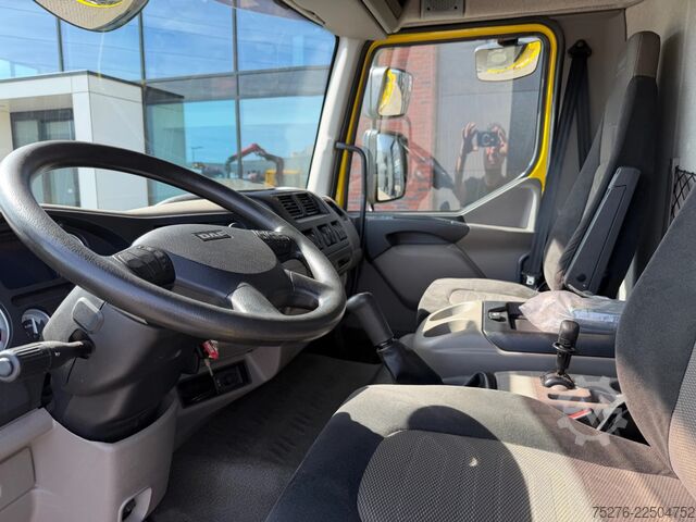Furgon transport auto DAF LF 45 Machinetransporter Hydraulic ramps 48.000 km