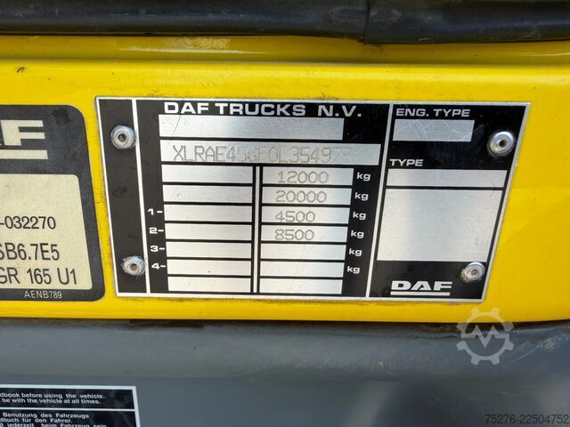 Autotransporter DAF LF 45 Machinetransporter Hydraulic ramps 48.000 km