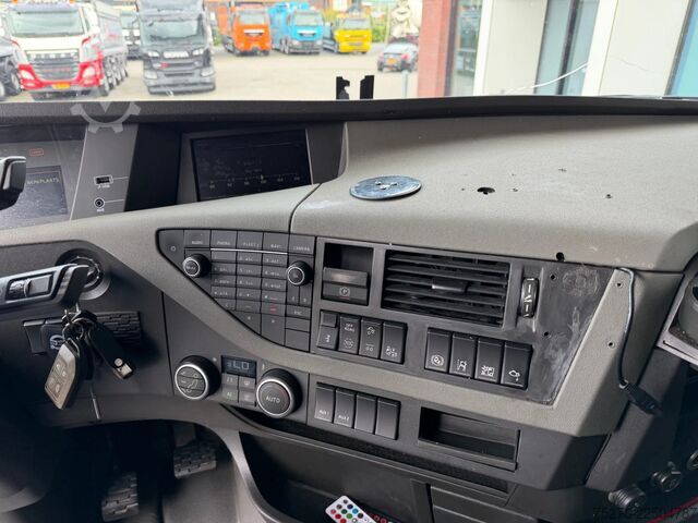 Ciężarówka z dźwigiem Volvo FH 460 6x2 Palfinger PK 65002-SH Euro 6