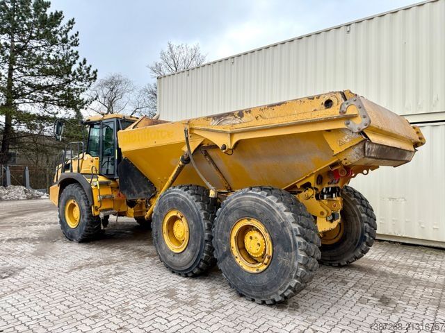 Jiný BELL B25E / 2019 BJ / 6.717 H / Heckklappe