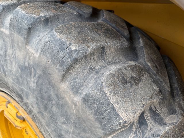 Jiný BELL B25E / 2019 BJ / 6.717 H / Heckklappe