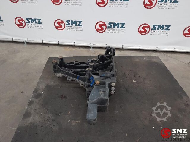 Pièce de châssis Renault Occ bracket rechts Renault T 21116690 82232587