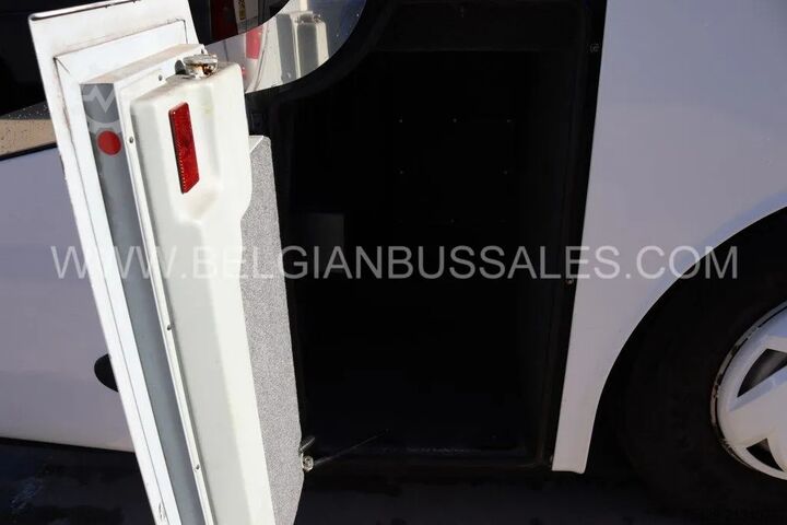 Autobus Van Hool TX15 Acron / 12.2m / Euro 5 / USB / Full Option