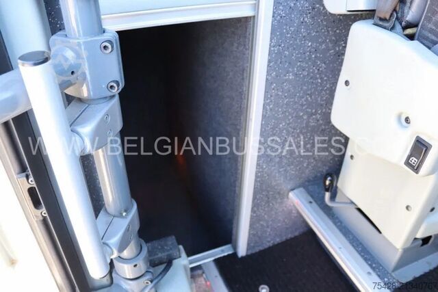 Motor coach Van Hool TX15 Acron / 12.2m / Euro 5 / USB / Full Option