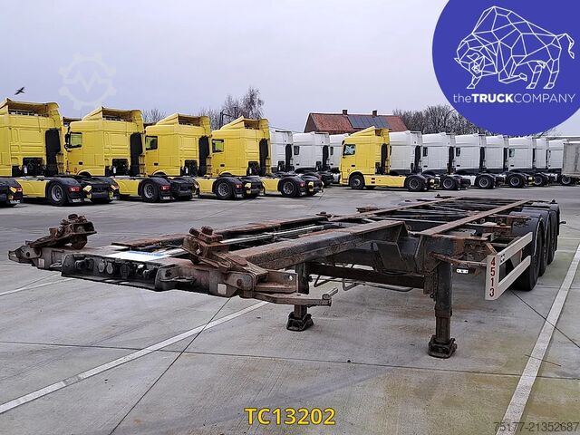 Container transportation Vanhool 