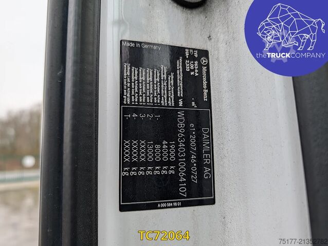 Standard-SZM Mercedes-Benz Actros 1945