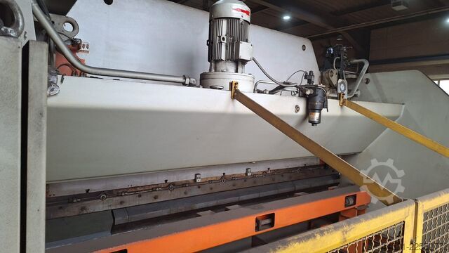 CNC kočnica za štampu Lotze 327 x 1500 KN