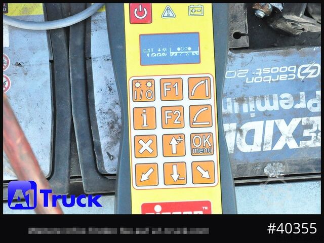 挂车 HUMBAUR Nissen B2/10 Absperrtafel Verkehrsleittafel Warntafel