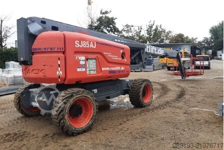 Гидравлическая рабочая платформа Skyjack SJ 85 AJ Diesel 27,91 m
