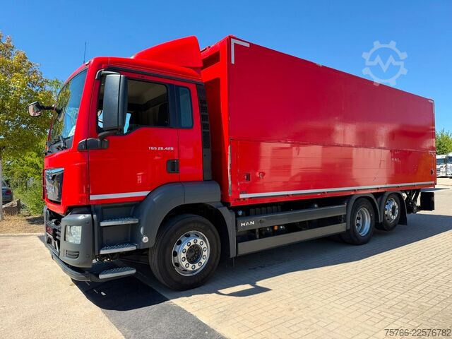 음료 트럭 MAN TGS 26.420 / LBW / LENKACHSE / 2 x AHK / 18 PAL