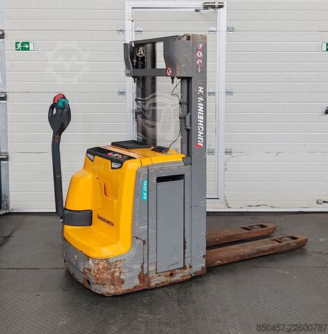  Jungheinrich EJC 214z 2.5m/ 551mh/ initial