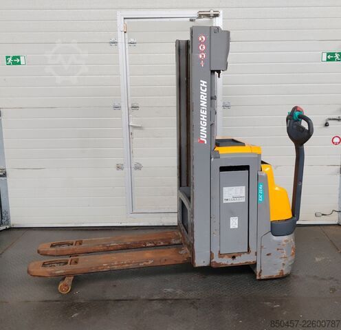  Jungheinrich EJC 214z 2.5m/ 551mh/ initial