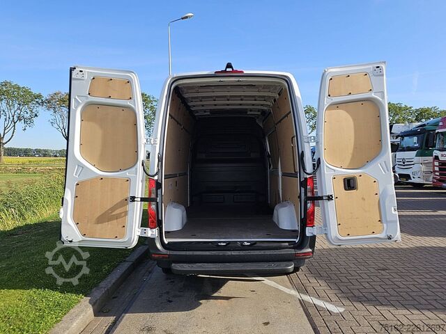 Stationbíll með háu þaki MERCEDES-BENZ ESPRINTER 314 L2H2 81 kWh LED