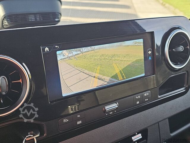 Stationbíll með háu þaki MERCEDES-BENZ ESPRINTER 314 L2H2 81 kWh LED