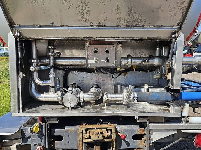 Camião-cisterna SCANIA G410 XT,milktank