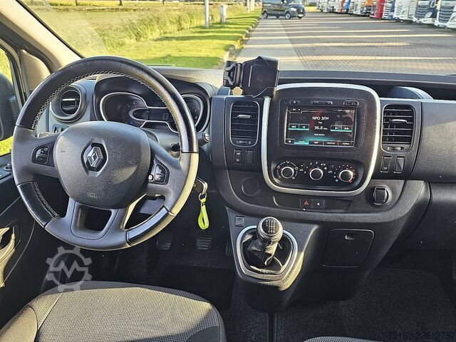 Korkeakattoinen farmari RENAULT TRAFIC 2.0 DCI L2 DubbeleCabine NAP