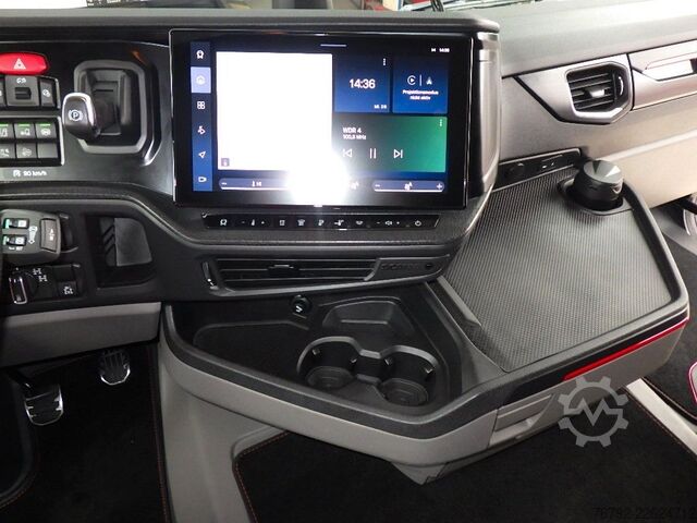 شاحنة للخدمة الشاقة SCANIA R 660 XT 6x4 B /Ret./Hydr./ALCOA /Leder/Vollluft