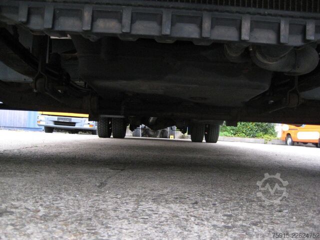 Vrachtwagen met op maat gemaakte opbouw MAN 8.163 Friseurmobil 4 Arbeitsplätze *TÜV 08-2027*