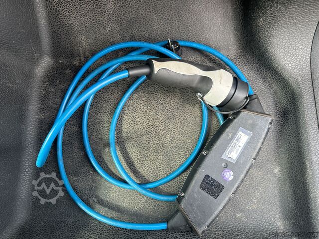 Bestelwagen RENAULT Kangoo Z.E. Maxi 2-Sitzer Klima Batterie inkl.