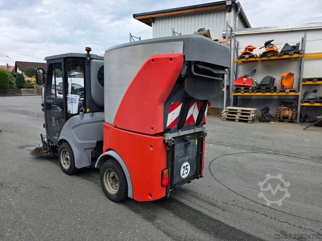 Xe lu rung HAKO Citymaster 600 mit 2 Besen,Mähwerk,Winterdienst