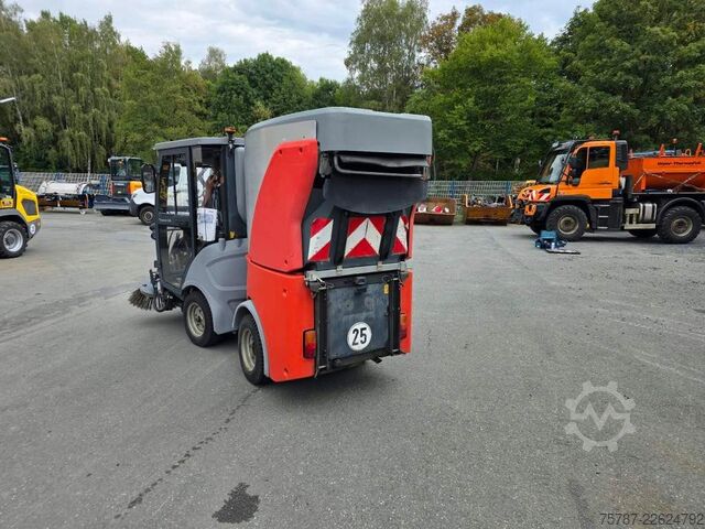 Xe lu rung HAKO Citymaster 600 mit 2 Besen,Mähwerk,Winterdienst