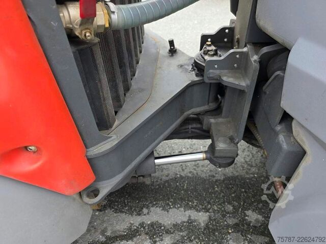 Xe lu rung HAKO Citymaster 600 mit 2 Besen,Mähwerk,Winterdienst