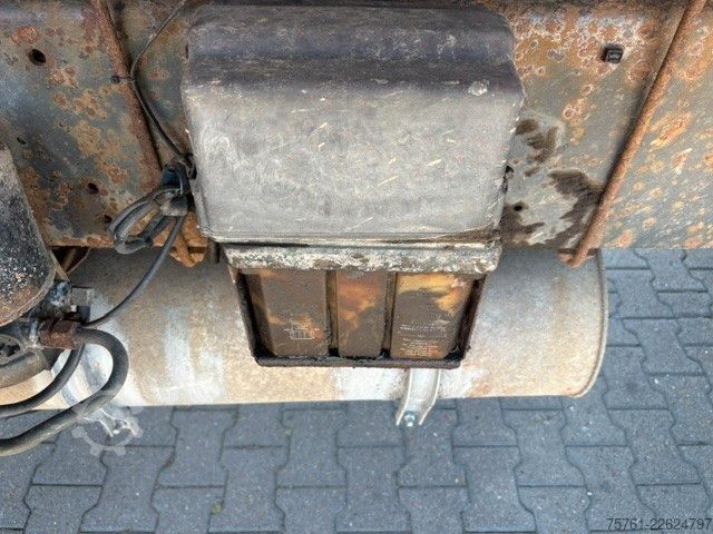 Xe ben MERCEDES-BENZ 1824 AK  Kipper Kran