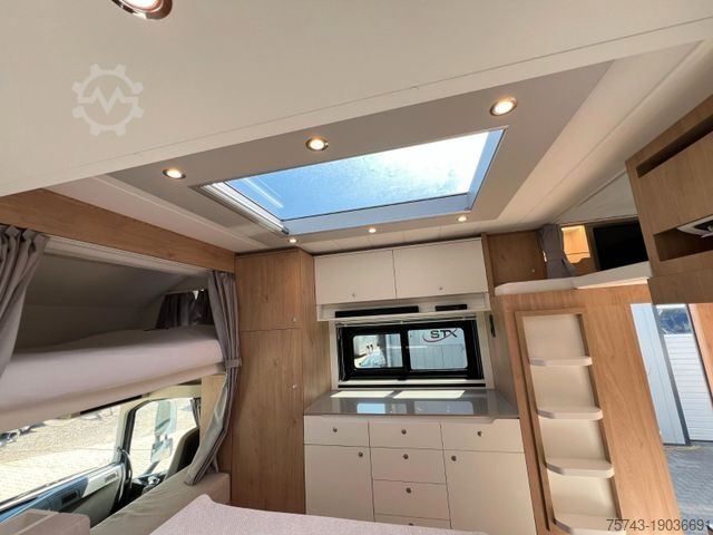 축산 운송 트럭 VOLVO FM 430 STX 6 Pferde Pop-Out, Pop-UP, Küche unten