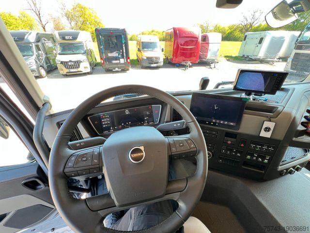 축산 운송 트럭 VOLVO FM 430 STX 6 Pferde Pop-Out, Pop-UP, Küche unten