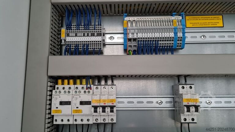 ตู้สวิตช์ Rittal TS 8806.500
