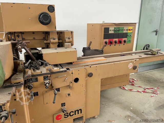 Machine à raboter et à chanfreiner SCM P170
