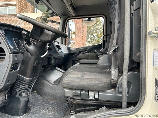 Camión de plataforma MERCEDES-BENZ 1527 Atego Pritsche 4x2
