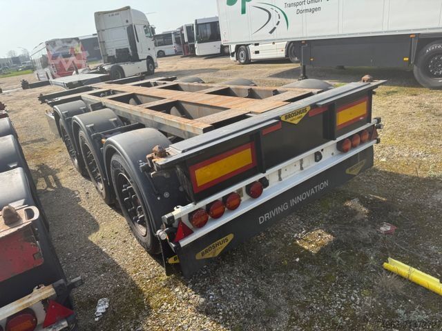 Polpriklopnik za zamenljive nadgradnje BROSHUIS MFCC, 3 UCC 39/45 FLN, Liftachse