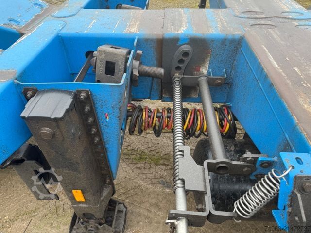 Polpriklopnik za zamenljive nadgradnje D-TEC VCC 01, Flexitrailer, Liftachse, 45