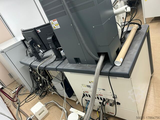 Field emission scanning electron microscope Zeiss Supra 40 VP Gemini Optik