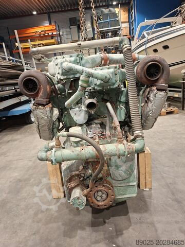 Motoare Detroit, generator Westerbeke  