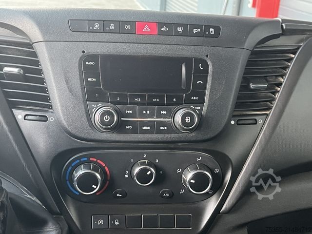 Kravas mikroautobuss ar pašizgāzēju IVECO Daily 35S16 DoKa Klima AHK 7-Sitzer Start/Stop