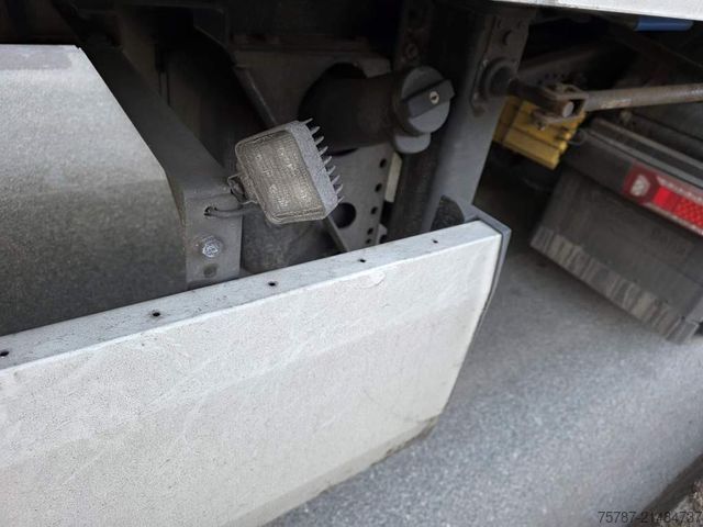 Kælivogna hálfpallhenger KRONE Tiefkühler, Carrier Vector 1550, 2 x Liftachse