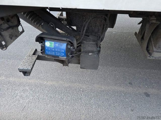 Kælivogna hálfpallhenger KRONE Tiefkühler, Carrier Vector 1550, 2 x Liftachse