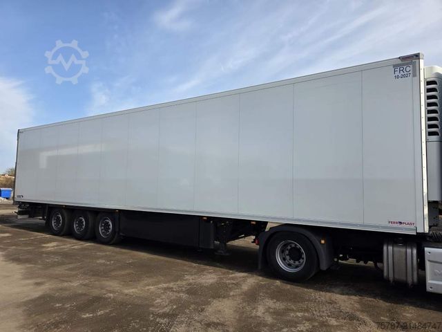 Kælivogna hálfpallhenger SCHMITZ CARGOBULL Tiefkühler, Doppelstock, Diesel/ Strom
