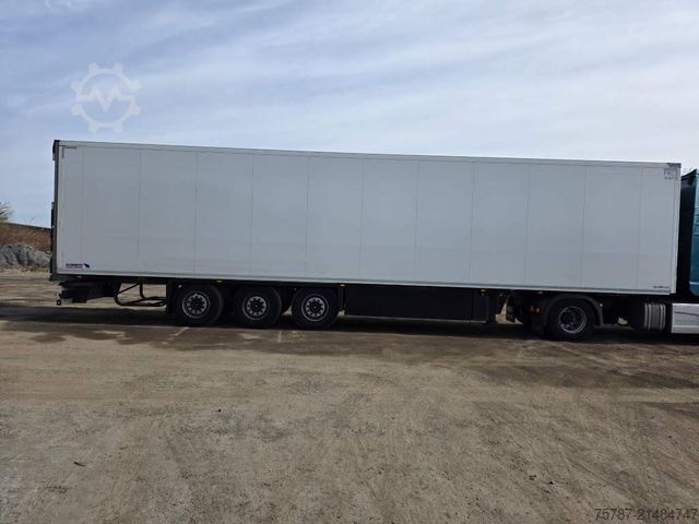 Kælivogna hálfpallhenger SCHMITZ CARGOBULL Tiefkühler, Doppelstock, Diesel/ Strom