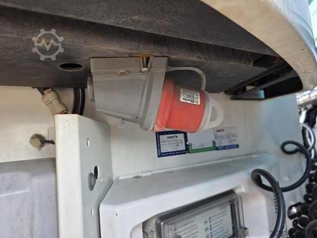 Kælivogna hálfpallhenger SCHMITZ CARGOBULL Tiefkühler, Doppelstock, Diesel/ Strom