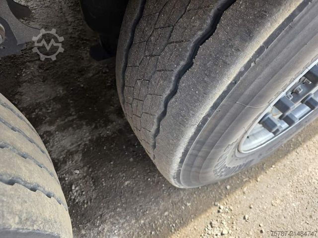 Kælivogna hálfpallhenger SCHMITZ CARGOBULL Tiefkühler, Doppelstock, Diesel/ Strom