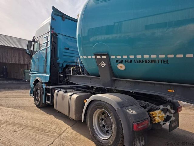 Staðlaður dráttarbíll MAN 18.470 TGX XXL, Kompressor+2 Kreishydraulik,Reta