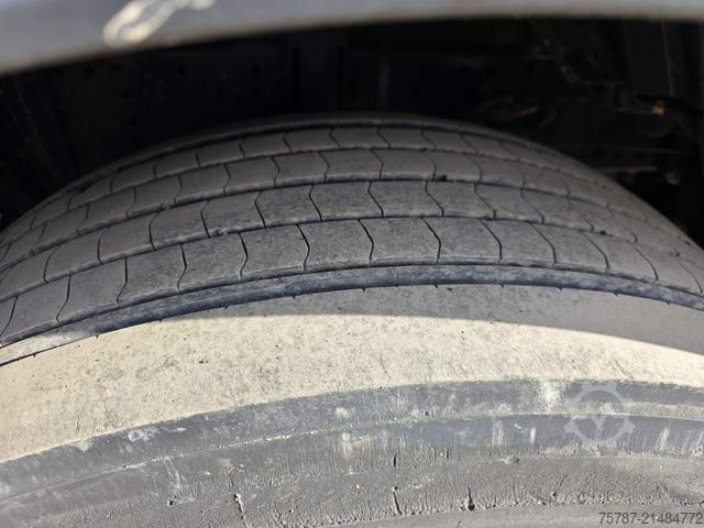 Staðlaður dráttarbíll MAN 18.470 TGX XXL, Kompressor+2 Kreishydraulik,Reta