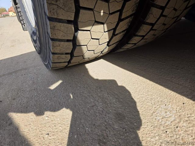 Staðlaður dráttarbíll MAN 18.470 TGX XXL, Kompressor+2 Kreishydraulik,Reta