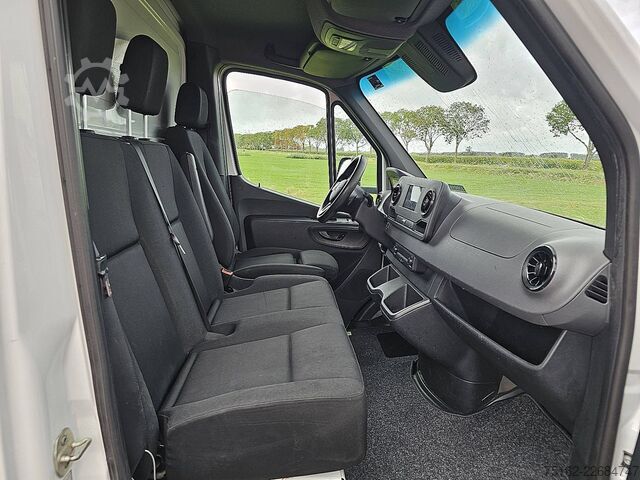 スーツケース MERCEDES-BENZ SPRINTER 516 trekhaak 3500kg EUR6