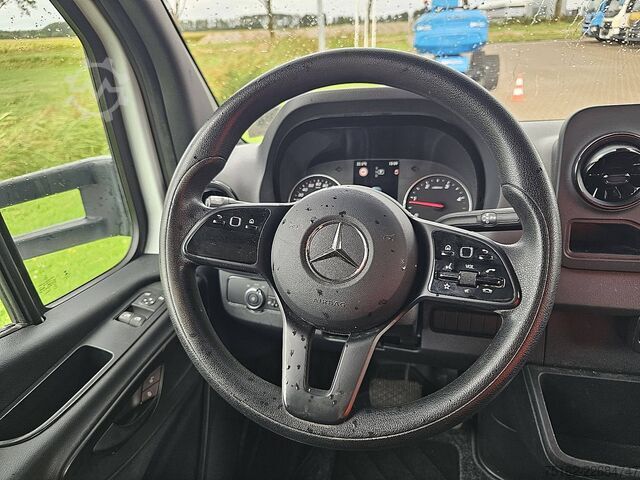 スーツケース MERCEDES-BENZ SPRINTER 516 trekhaak 3500kg EUR6