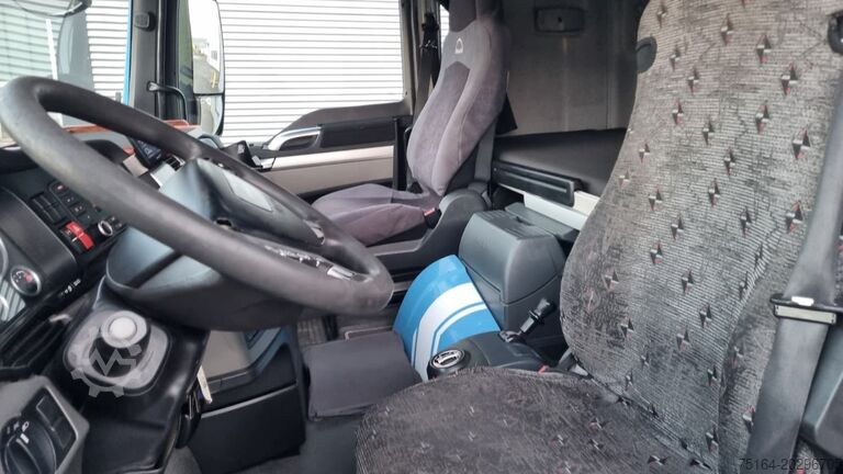 Standardni SZM MAN TGX 18.440 4x2 LLS